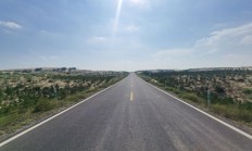 记者手记：串联起希望的乡村公路